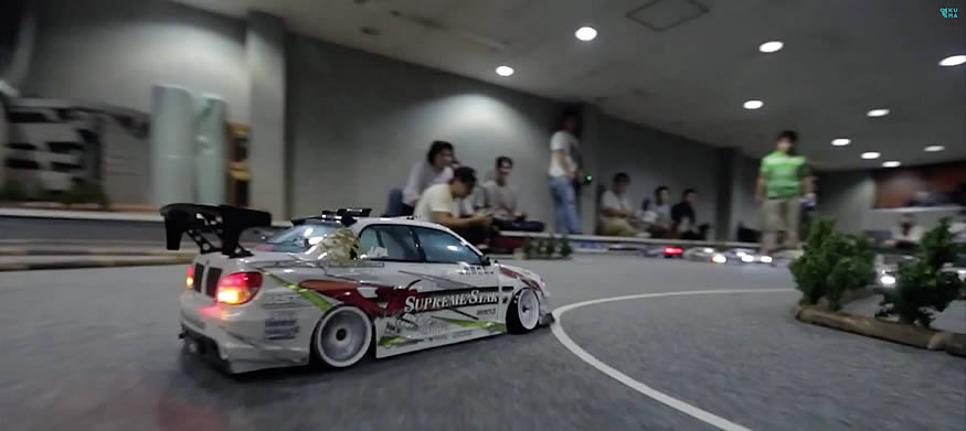 Drift con coches teledirigidos