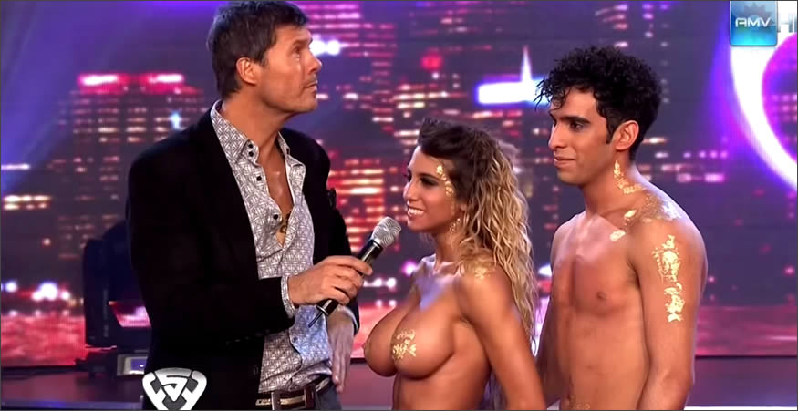 Striptease en el Mira Quien Baila