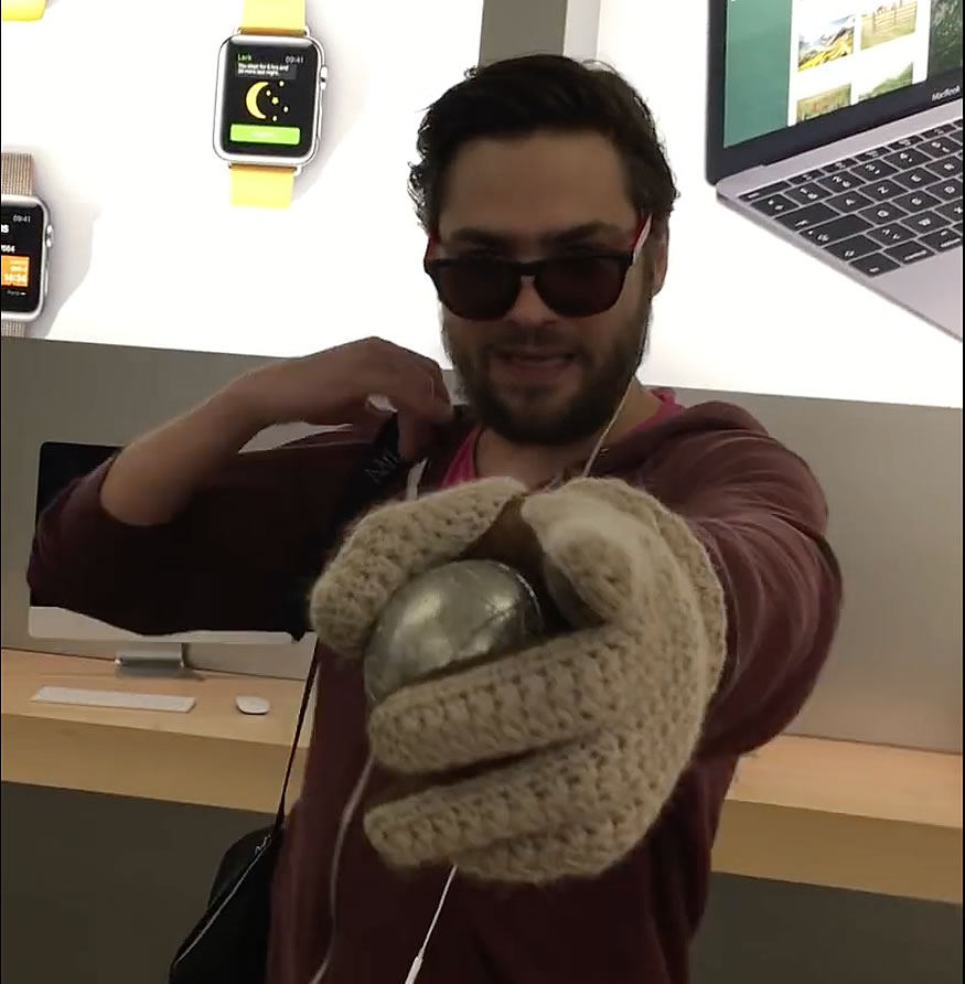 furia-applestore1